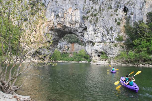 descente canoë kayak Ardèche vacances famille sport loisir activité