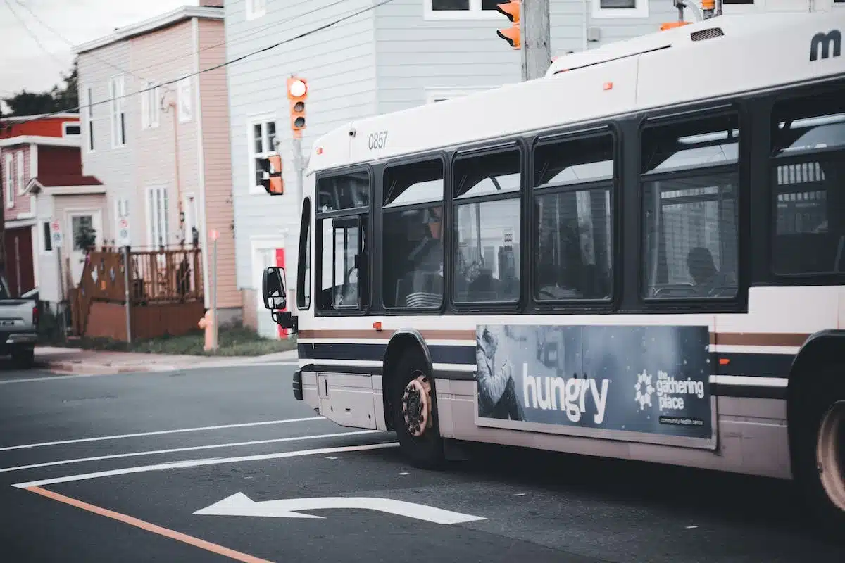 Voyage écologique et responsable : optez pour les transports en commun !