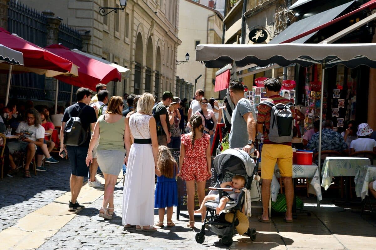 Immersion dans le Vieux Lyon : les bars à ne pas manquer