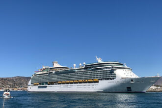 À quoi ressemble la vie à bord lors d’une croisière aux Caraïbes ?