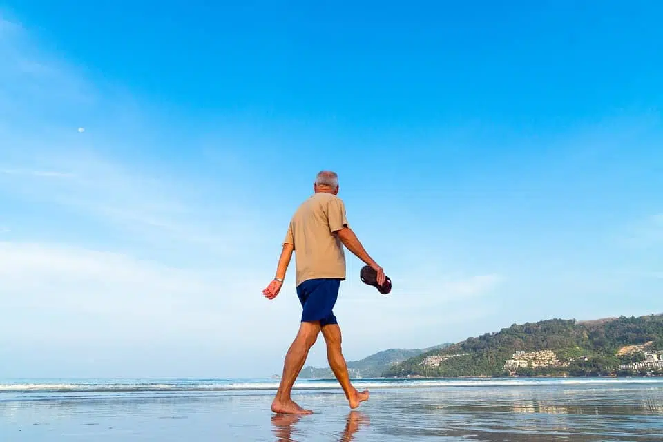 Les précautions à prendre quand on voyage avec un mal de dos