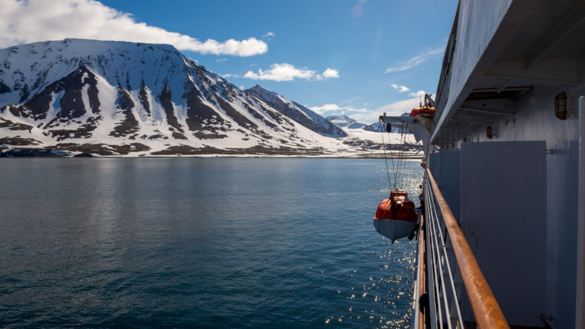 Partir en croisière en Antarctique : ce qu'il faut vraiment savoir avant de se lancer