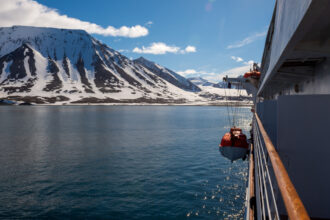 Partir en croisière en Antarctique : ce qu'il faut vraiment savoir avant de se lancer